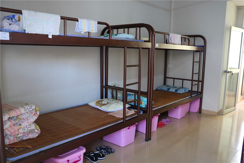 学生宿舍.jpg