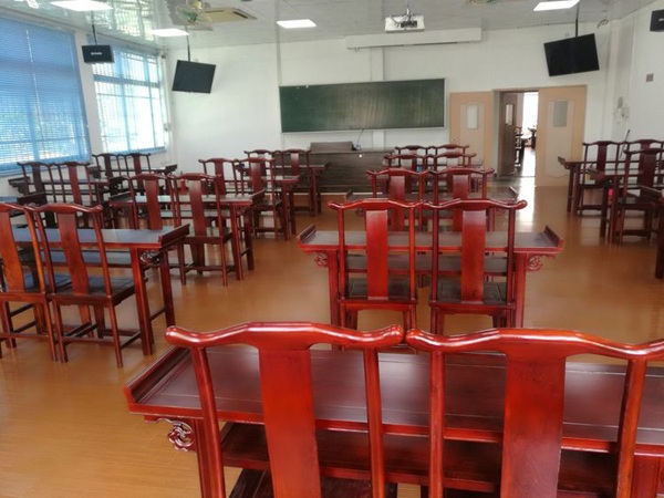 广州侨光书生学院课室环境.jpg 广州侨光书生学院课室环境.jpg