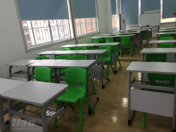 大班上课教室 大班上课教室