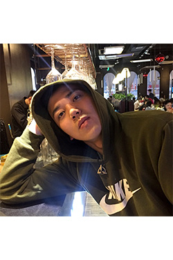 张震.jpg 张震.jpg