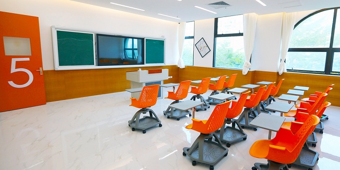 教室.jpg 教室.jpg