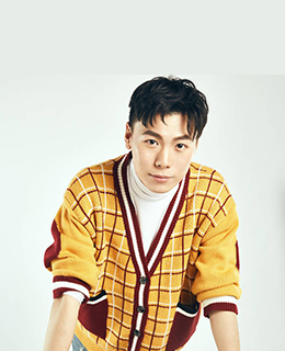 王思童.png 王思童.png