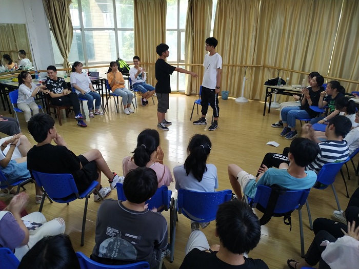 影视表演专业教学现场.jpg 影视表演专业教学现场.jpg