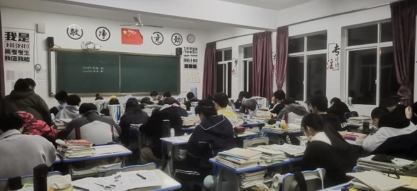 上课现场.jpg 上课现场.jpg