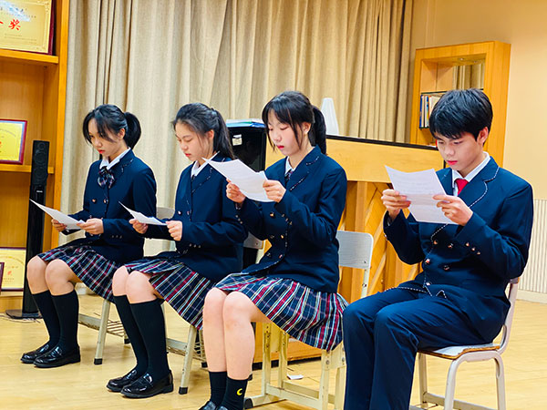 播音主持艺考专业练习现场 播音主持艺考专业练习现场