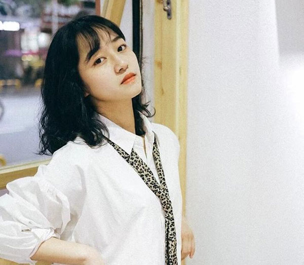 欧阳百灵老师 欧阳百灵老师