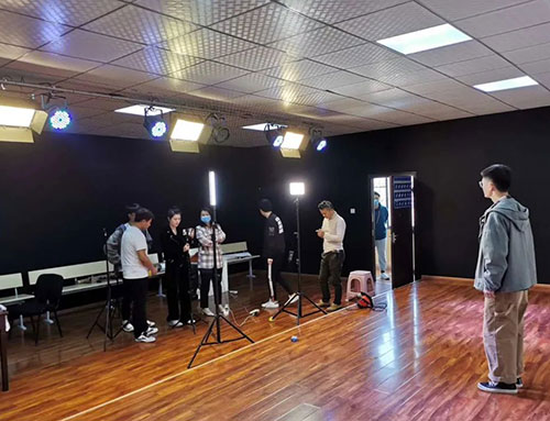 播音课教学现场 播音课教学现场