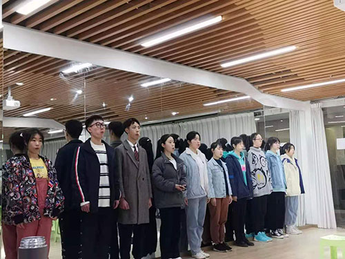 形体课现场 形体课现场