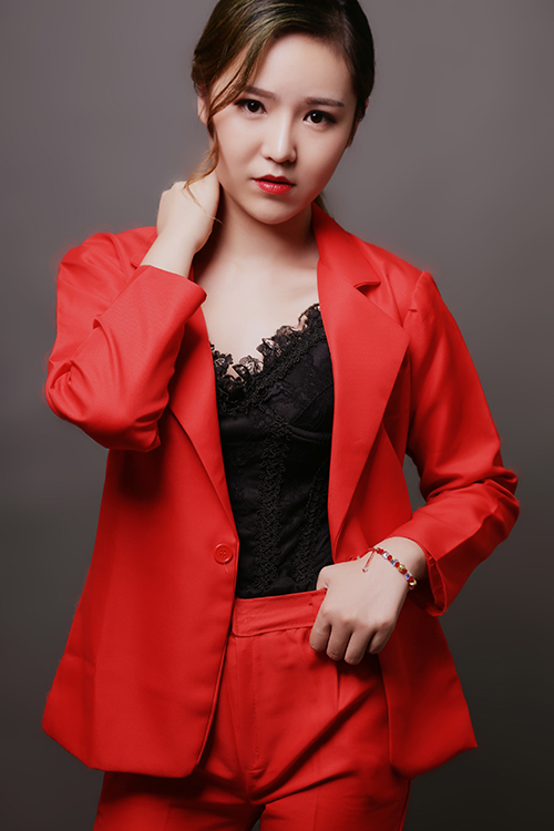 满一凡老师 满一凡老师