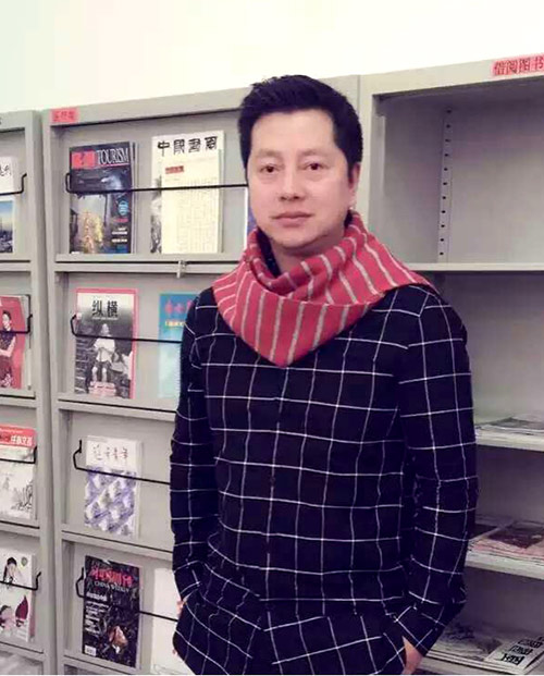 李百新教授 李百新教授
