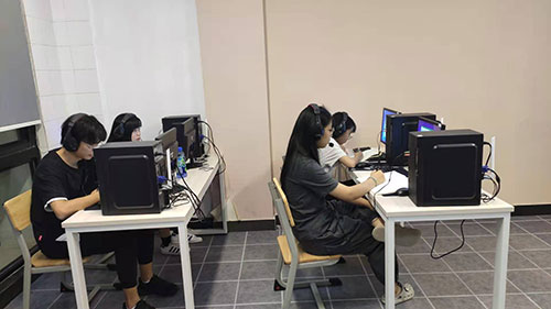 听力练习现场 听力练习现场