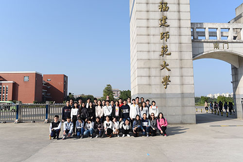 省考点学员合影 省考点学员合影
