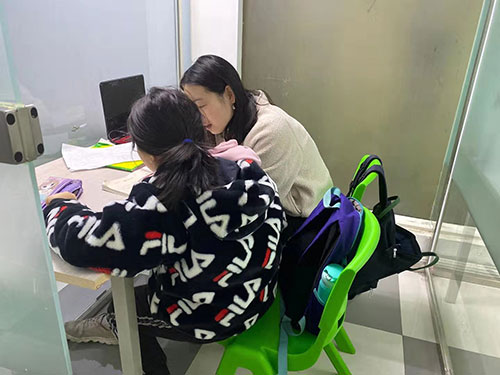 �����ֳ�