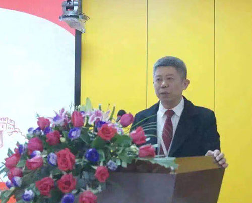 杨运乔校长 杨运乔校长