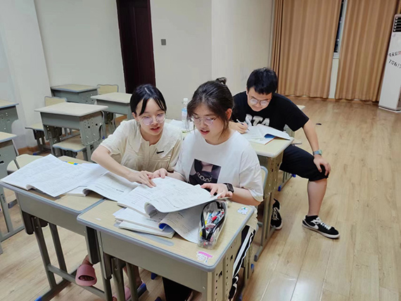 问题1.jpg 问题1.jpg