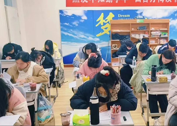图片5.jpg 图片5.jpg