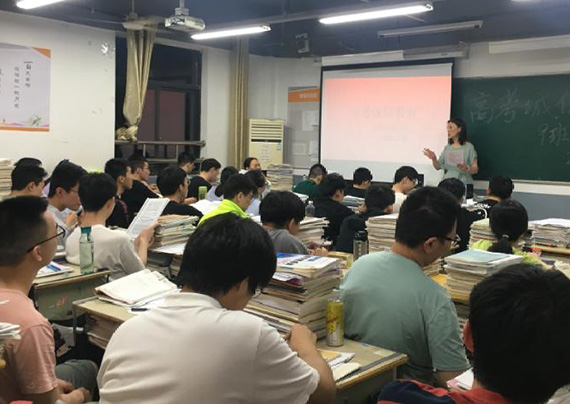 图片4.jpg 图片4.jpg