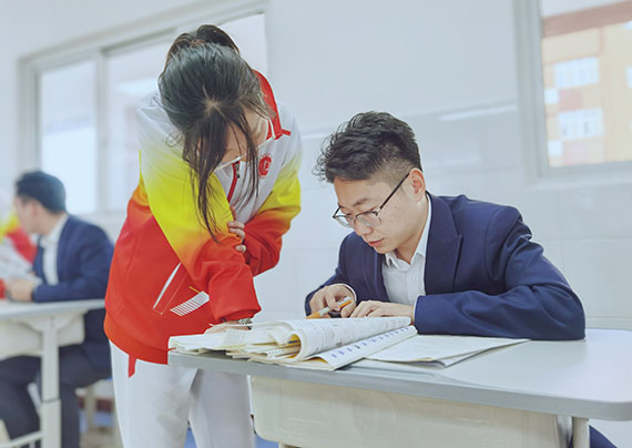 图片28.jpg 图片28.jpg