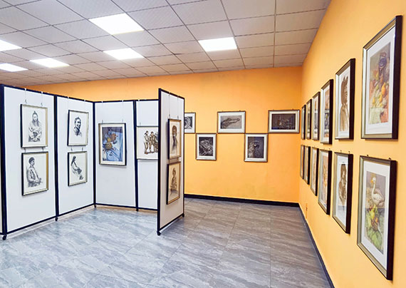美术展厅.jpg 美术展厅.jpg