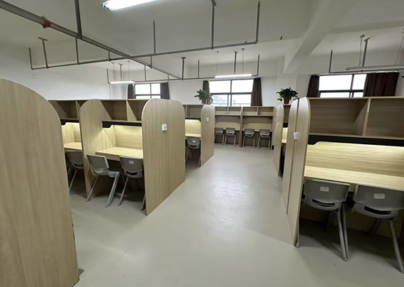 一对一教师.jpg 一对一教师.jpg