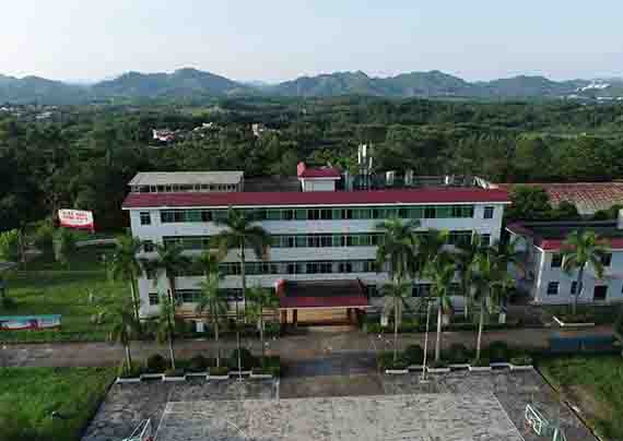 营地1.jpg 营地1.jpg