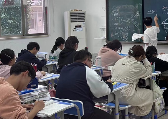 ba77468f67113f324d55640a566795b.jpg ba77468f67113f324d55640a566795b.jpg