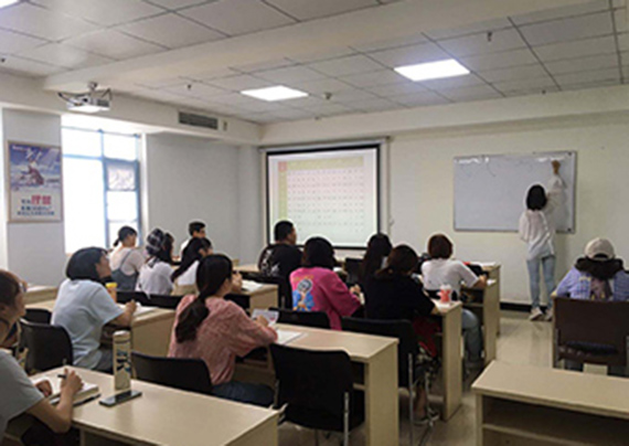 教学现场 (3).jpg 教学现场 (3).jpg